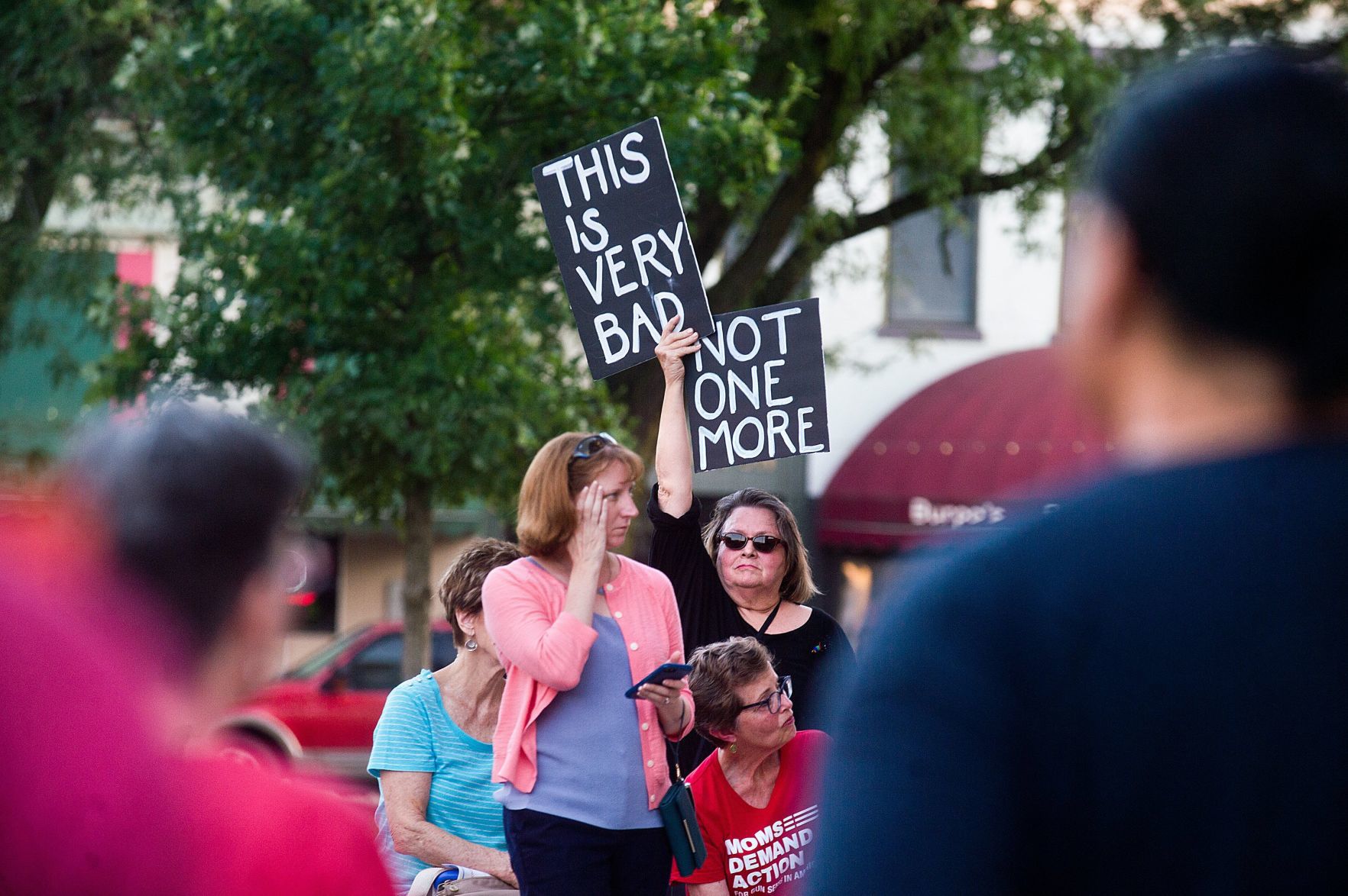 080819-blm-loc-8momsrally